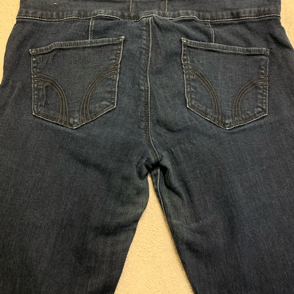 Hollister Jeans - Picture 6 of 6